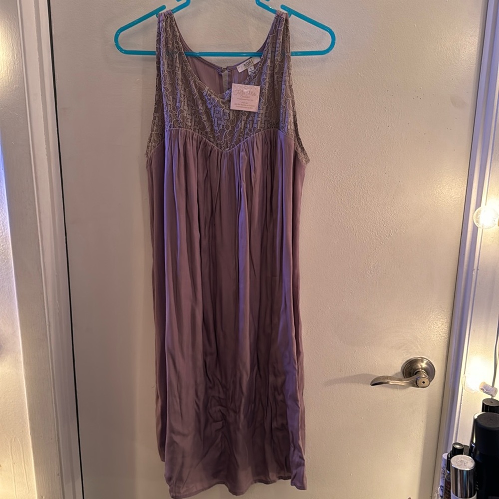 Mauve, sleeveless dress with weather lace neckline, NWT boutique